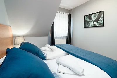 Sun&Snow Komuny Paryskiej -