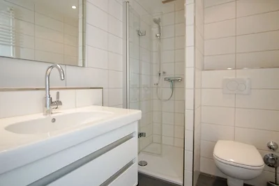 "Strandhotel Heiligenhafen"