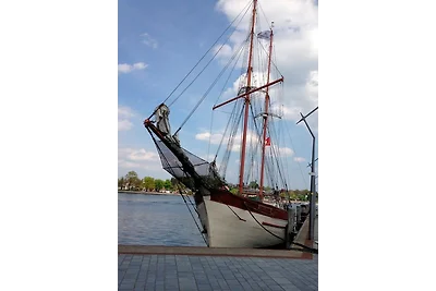 Apartment 28, Blickrichtung