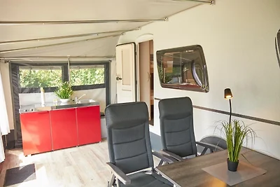 Bed and Breakfast holiday on a farm Midlum