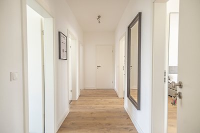 Family & Friends Suite (3