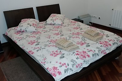 Two bedrooms. 25 V.Vasylkivska str.