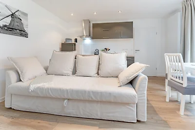 Dorfstrasse 24 Grebin Henne