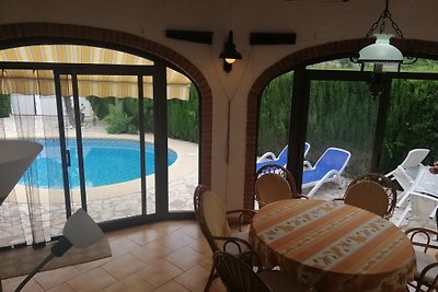 Villa with Pool - Next to Beach