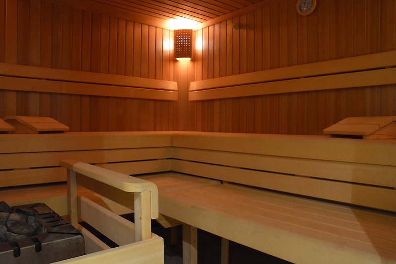 mit finnischer Sauna....