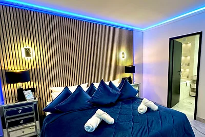 Villa Tropicana Adina