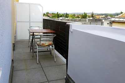 Modern, 74 m2, nahe Zentrum, Balkon