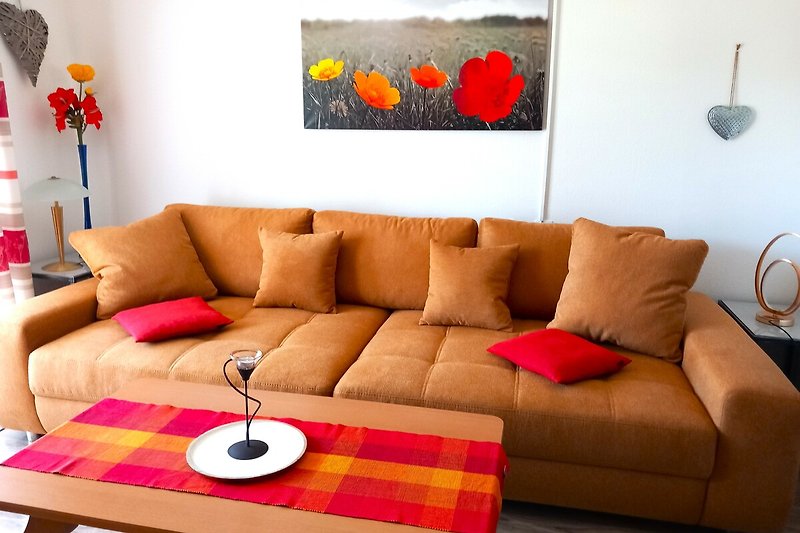 Wohnzimmer mit neuem Bigsofa zum Relaxen