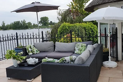 "RIET" 159 DIREKT AAN HET WATER