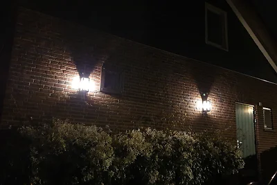 "HOME" 258, direct am Wasser, Veen.