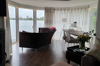 "RIET" 159 DIREKT AAN HET WATER