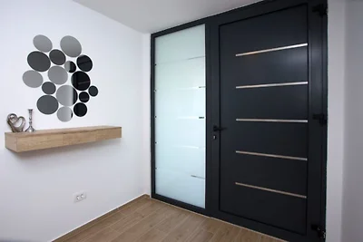Luxhouse TeSa 2