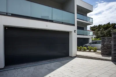 Luxhouse TeSa 2