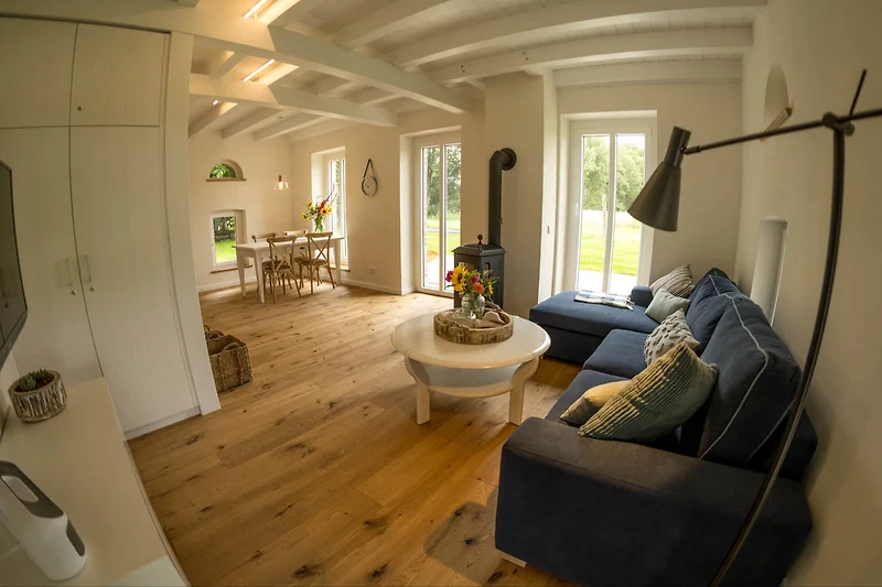 Wohnzimmer mit Kamin