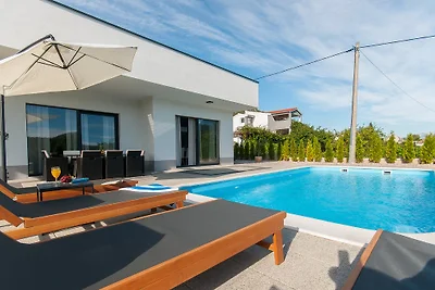Holiday Home EB