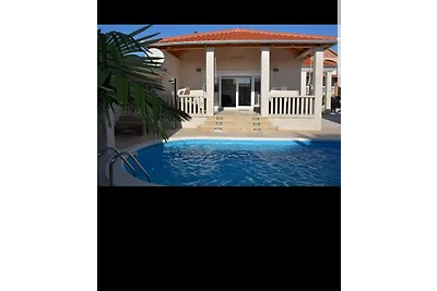 Villa Vicky