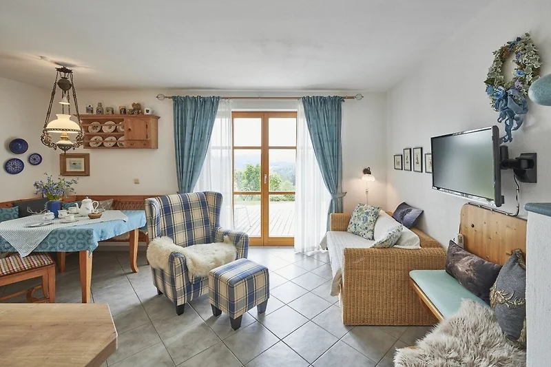 EG-eenpersoonsappartement "Ludwig Stub`n" met zuidterras vanaf 65 €.