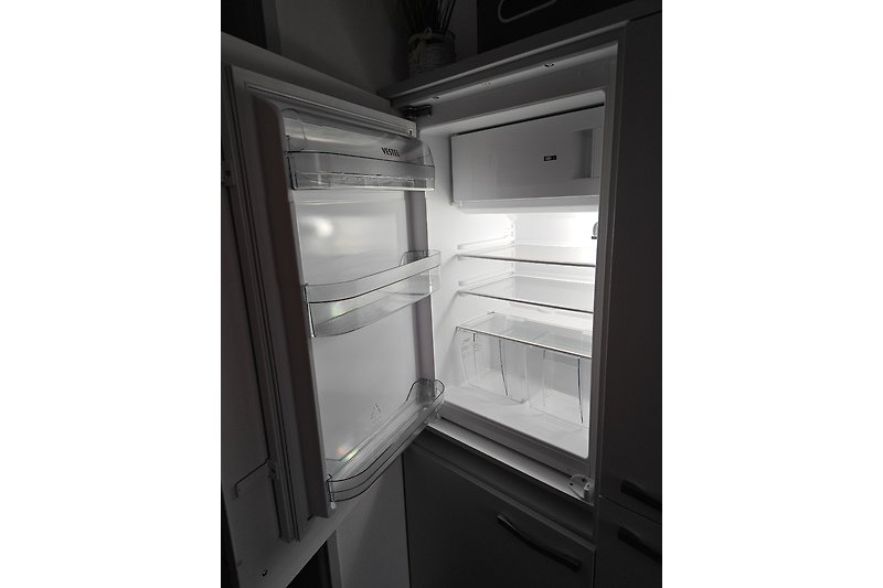 Kühlschrank mit kleinem Gefrierfach