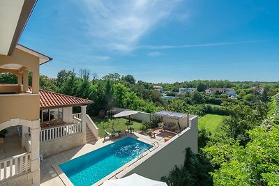 Posizione elevata, accogliente terrazza da pranzo