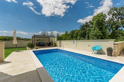 Posizione elevata, accogliente terrazza da pranzo