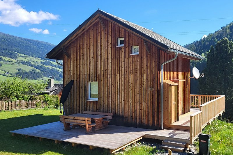 Chalet mit großer Terrasse