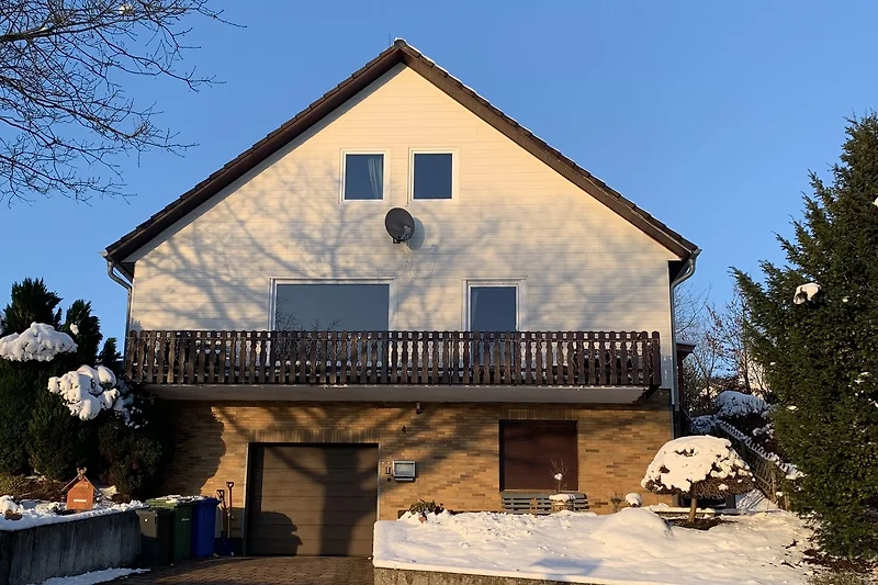 Groot rookvrij en hondvriendelijk familiehuis aan de Rothaarsteig.