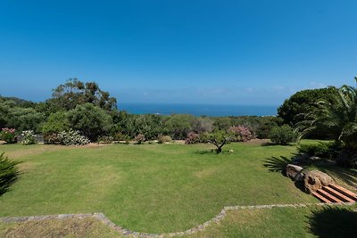 Villa Perenaccio-Meerblick + Garten