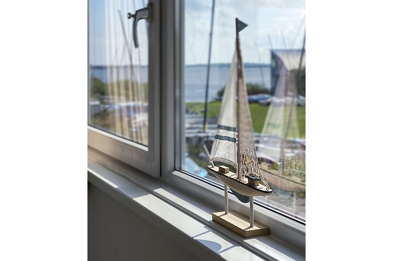 Blick Wohnzimmer auf Lauwersmeer