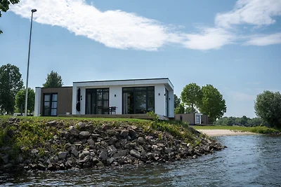 Villa Maritiem 4 persoons - Aan het water