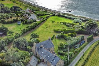 Kermohic:großes Haus direkt am Meer