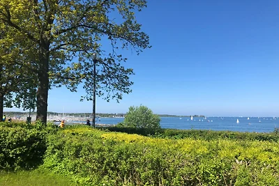 Strandhaus mit großem Garten