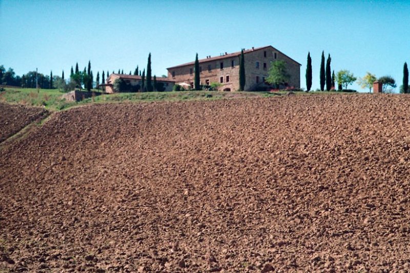 Torrita links vom Haupthaus