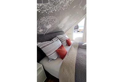 Nuova casa con vista lago e camino