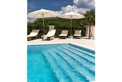 Villa Vespera- heated Infinity Pool