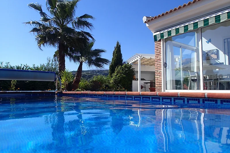 Pool 8x4