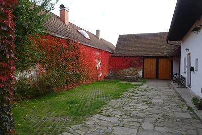 Farmhouse U Hovorku Vlkov
