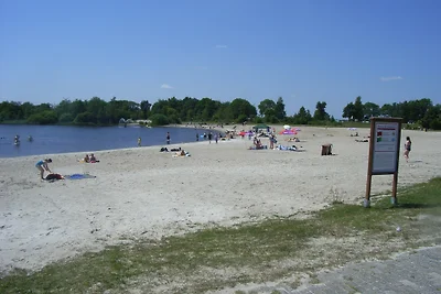 Haus Wasserfloh: Boot und Steg