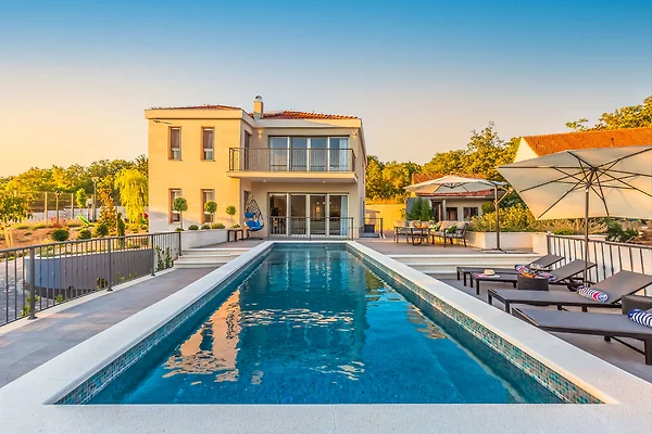Luksuzna Villa SALVIA