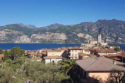 BLUE SKY GARDA SUNSET