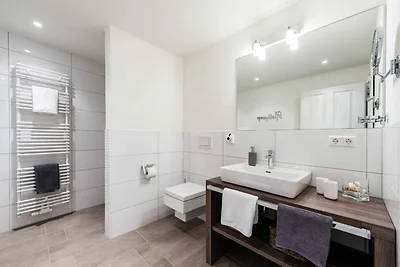 Weisse Villa Apartment 2.3 (Deichkind)