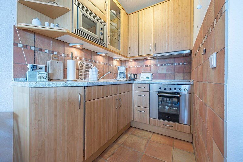 fully equipped, open kitchen