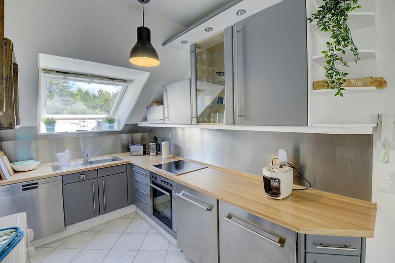 fully equipped, open kitchen