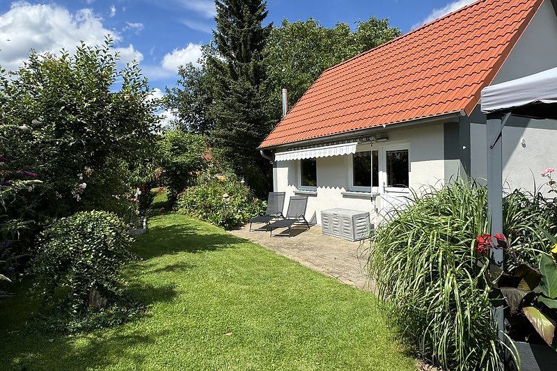 Charmantes Landhaus Südterrasse mit Garten