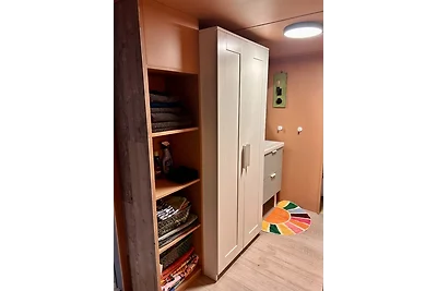 Mooie uitgebouwde stacaravan te Ouddorp