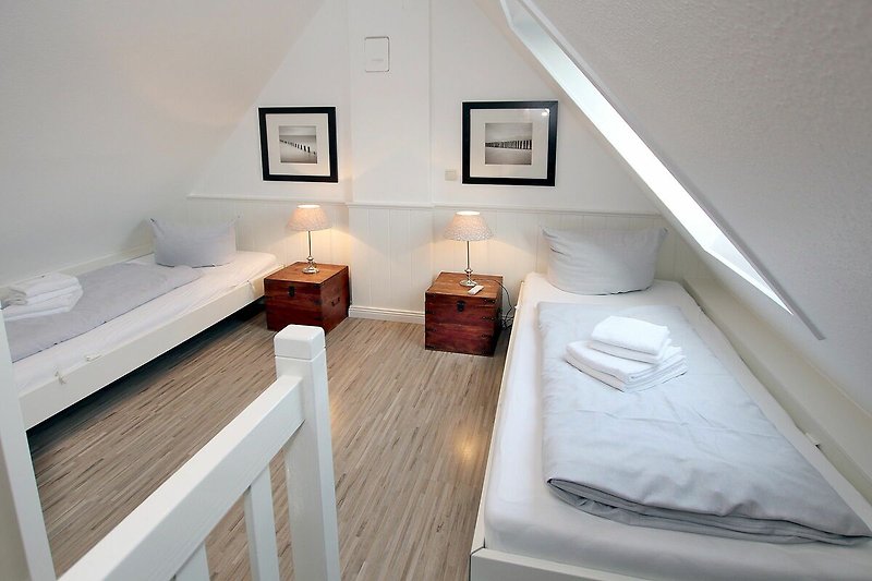 Schlafzimmer mit 2 Einzelbetten