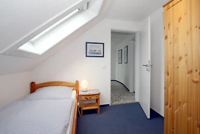 Mittelstraße 18, Whg. 1, Haus am Rosenbeet
