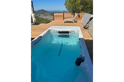 Villa Vue Mer 180°- Vue exceptionnelle Mer– Bassin de Nage – Proche Plage Almanarre