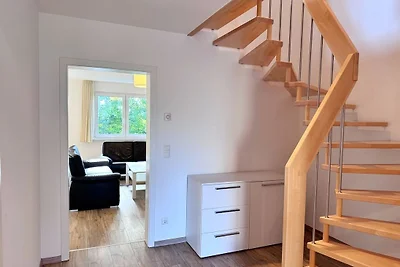 Moderne Haushälfte mit drei Schlafzimmern und...