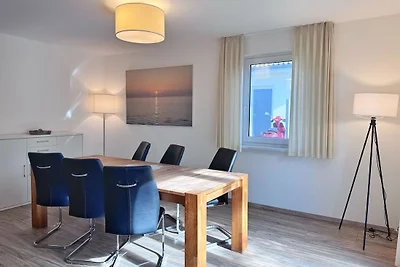 Moderne Haushälfte mit drei Schlafzimmern und...