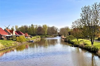 Liefdevol ingericht vakantiehuis in een rustige maar toch centrale locatie, ideaal om te ontspannen en te relaxen.